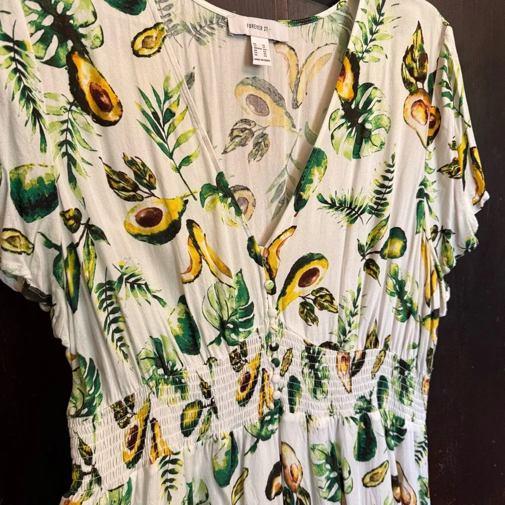 Forever 21 Tropical Print Dress 🥑 🌿 - Picture 2 of 5